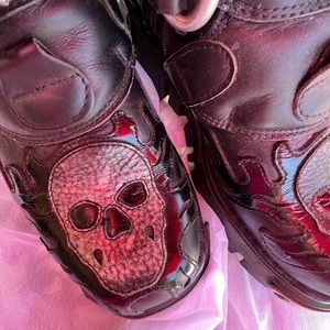 Size EU 39 US 8 - 8.5